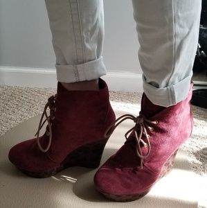 Maroon velvet wedges